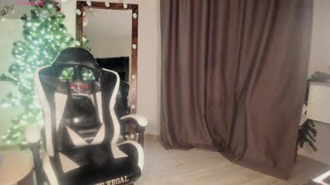 Snapshot of lana_younes chatting on February 5, 7:31 pm Lana online show from February 5, 7:31 pm