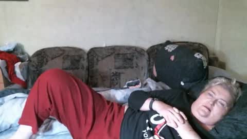 lanacat555 online show from March 8, 4:33 pm