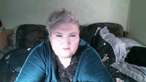 lanacat555 online show from March 28, 1:05 am