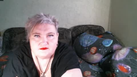 lanacat555 online show from April 11, 3:00 am