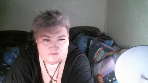 lanacat555 online show from April 14, 2:06 am