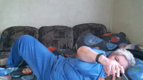 lanacat555 online show from April 23, 12:29 pm