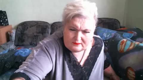 lanacat555 online show from May 1, 9:47 am