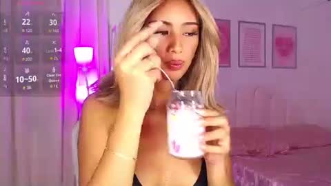 Lana online show from September 18, 8:22 pm