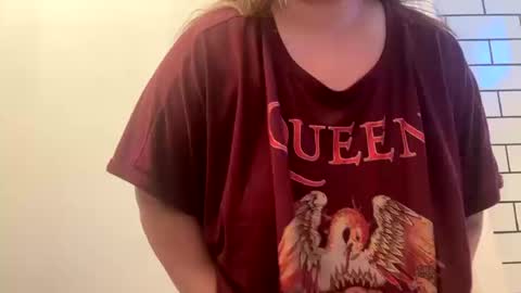 Janessa online show from October 18, 5:46 pm