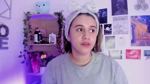 Snapshot of lanaherondale_ chatting on September 21, 8:54 pm lanaherondale_ online show from September 21, 8:54 pm