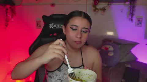 Snapshot of lanaherondale_ chatting on March 13, 4:08 am lanaherondale_ online show from March 13, 4:08 am