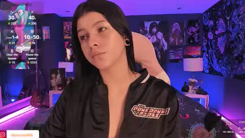 Snapshot of lanakyutt chatting on October 30, 12:39 pm L A N A online show from October 30, 12:39 pm