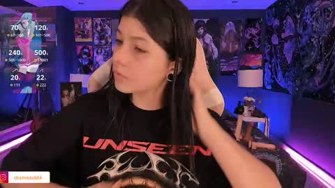 Snapshot of lanakyutt chatting on November 19, 1:00 pm L A N A online show from November 19, 1:00 pm