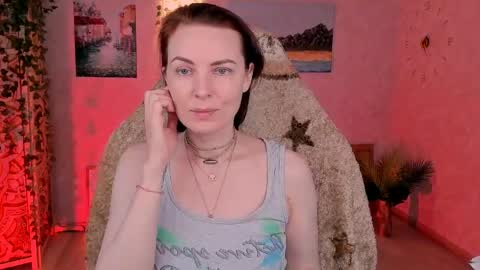 Lana Radiance online show from May 6, 7:35 am