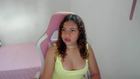 Lana  online show from June 18, 8:24 pm