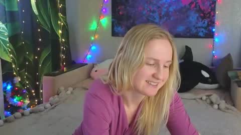 LanaviSmith online show from January 9, 7:00 am