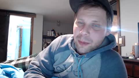 Snapshot of lancehardin chatting on January 16, 12:34 am Lance online show from January 16, 12:34 am