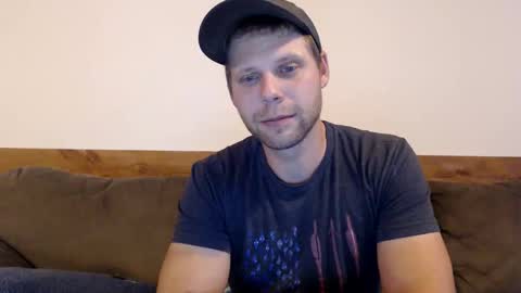 Snapshot of lancehardin chatting on October 12, 11:37 pm Lance online show from October 12, 11:37 pm