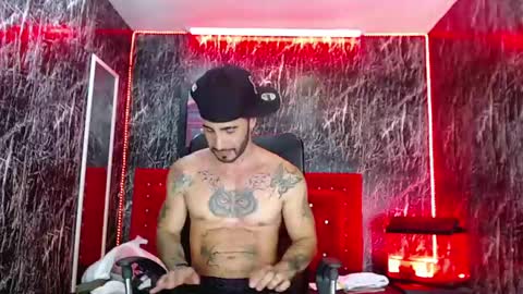 Lancelot Benwick online show from March 8, 12:22 am