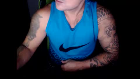 Snapshot of landaw chatting on November 17, 5:41 pm Landaw online show from November 17, 5:41 pm