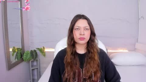 Lanna online show from May 5, 11:51 am