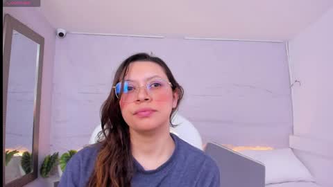 Lanna online show from May 27, 11:51 am