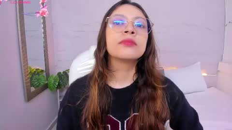 Lanna online show from June 9, 11:44 am