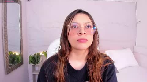 Lanna online show from June 23, 11:41 am