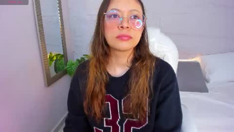 Lanna online show from June 26, 11:36 am