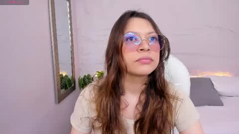 Lanna online show from July 13, 1:14 pm