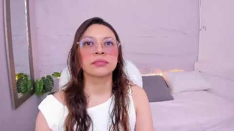 Lanna online show from July 30, 11:53 am