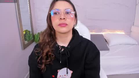 Lanna online show from August 1, 11:53 am