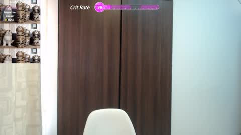 Lanna online show from December 6, 1:44 pm