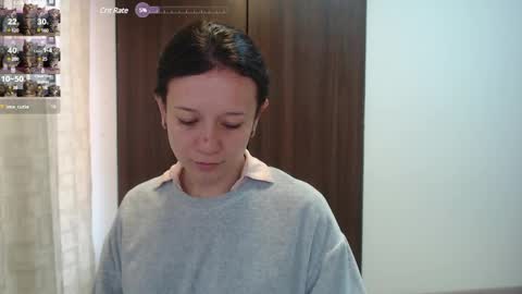 Lanna online show from December 27, 1:28 pm