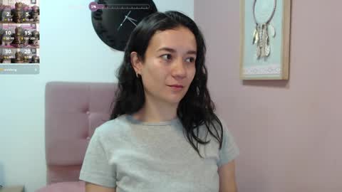 Lanna online show from January 30, 1:42 pm