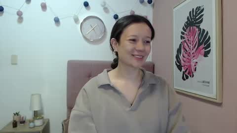 Lanna online show from June 30, 1:34 pm