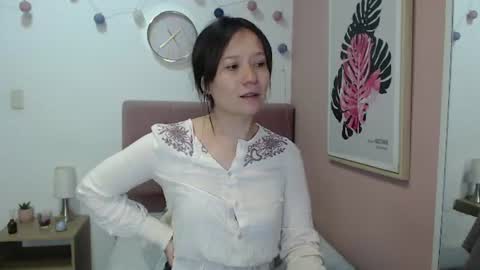 Lanna online show from July 2, 1:28 pm