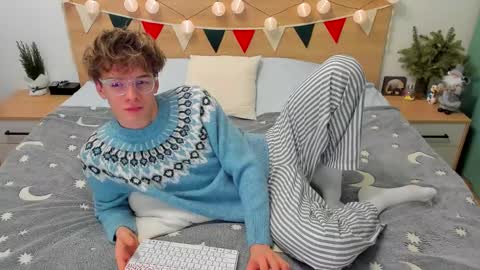 Snapshot of lanny_fandi chatting on January 16, 5:21 am Fandi online show from January 16, 5:21 am