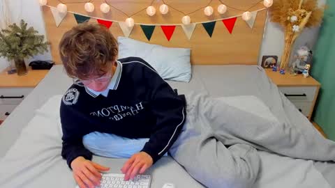 Snapshot of lanny_fandi chatting on January 23, 3:32 pm Fandi online show from January 23, 3:32 pm