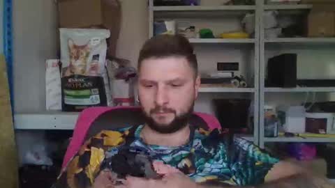 lansidick online show from May 5, 11:07 am