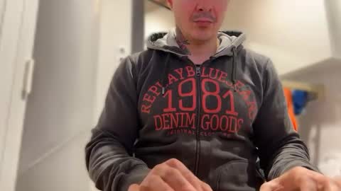 Snapshot of lanzarote6 chatting on January 30, 8:43 am BDSM online show from January 30, 8:43 am