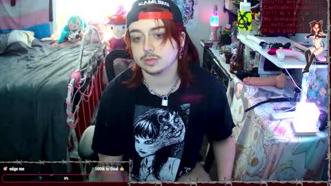Snapshot of lapdoghellhound chatting on October 20, 7:58 pm FtMhellhound online show from October 20, 7:58 pm