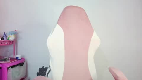 LARA online show from June 15, 10:34 pm