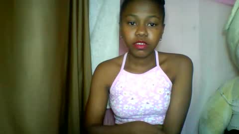 lara_belle online show from May 20, 2:29 am