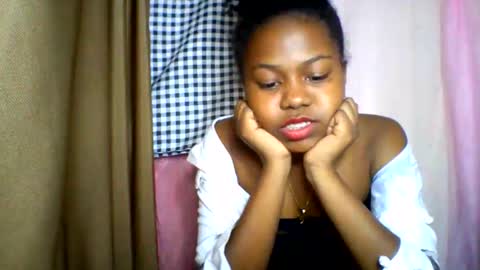 lara_belle online show from June 6, 4:23 pm
