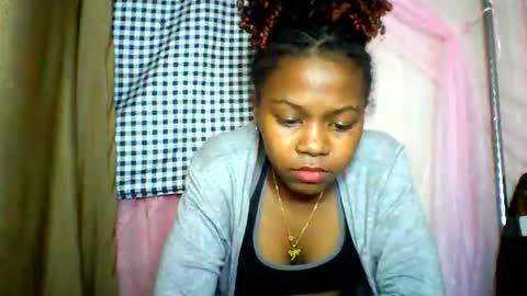 lara_belle online show from June 11, 2:53 am