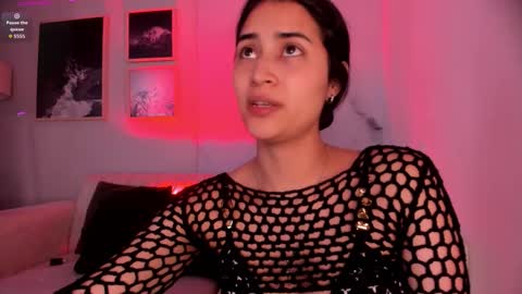 Snapshot of lara_madisson chatting on November 4, 6:12 am Lara Madisson online show from November 4, 6:12 am