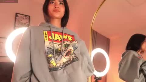 Snapshot of lara_madisson chatting on November 15, 6:44 am Lara Madisson online show from November 15, 6:44 am