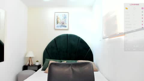      700  200   online show from May 17, 5:31 pm