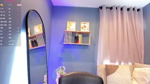     700  200   online show from June 28, 5:41 pm