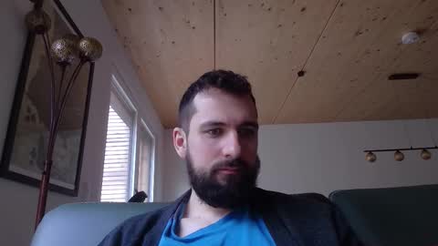 Snapshot of laraaan chatting on March 1, 8:05 am laraaan online show from March 1, 8:05 am