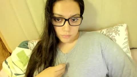 lara online show from October 26, 1:33 am