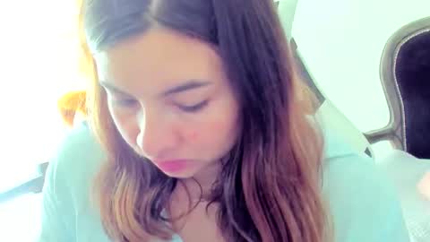 Lara online show from April 26, 1:09 pm