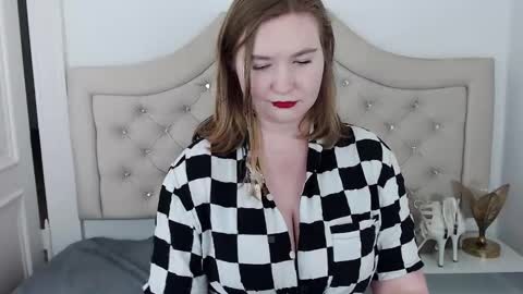 LaraFlirt online show from December 29, 11:39 pm